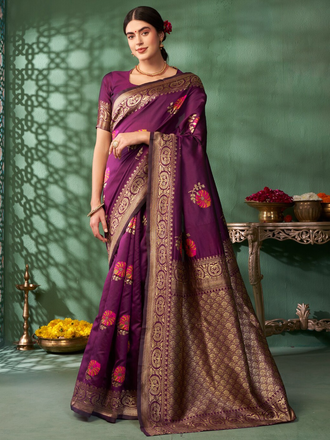 

Sangria Floral Woven-Design Zari Pure Silk Banarasi Saree, Purple