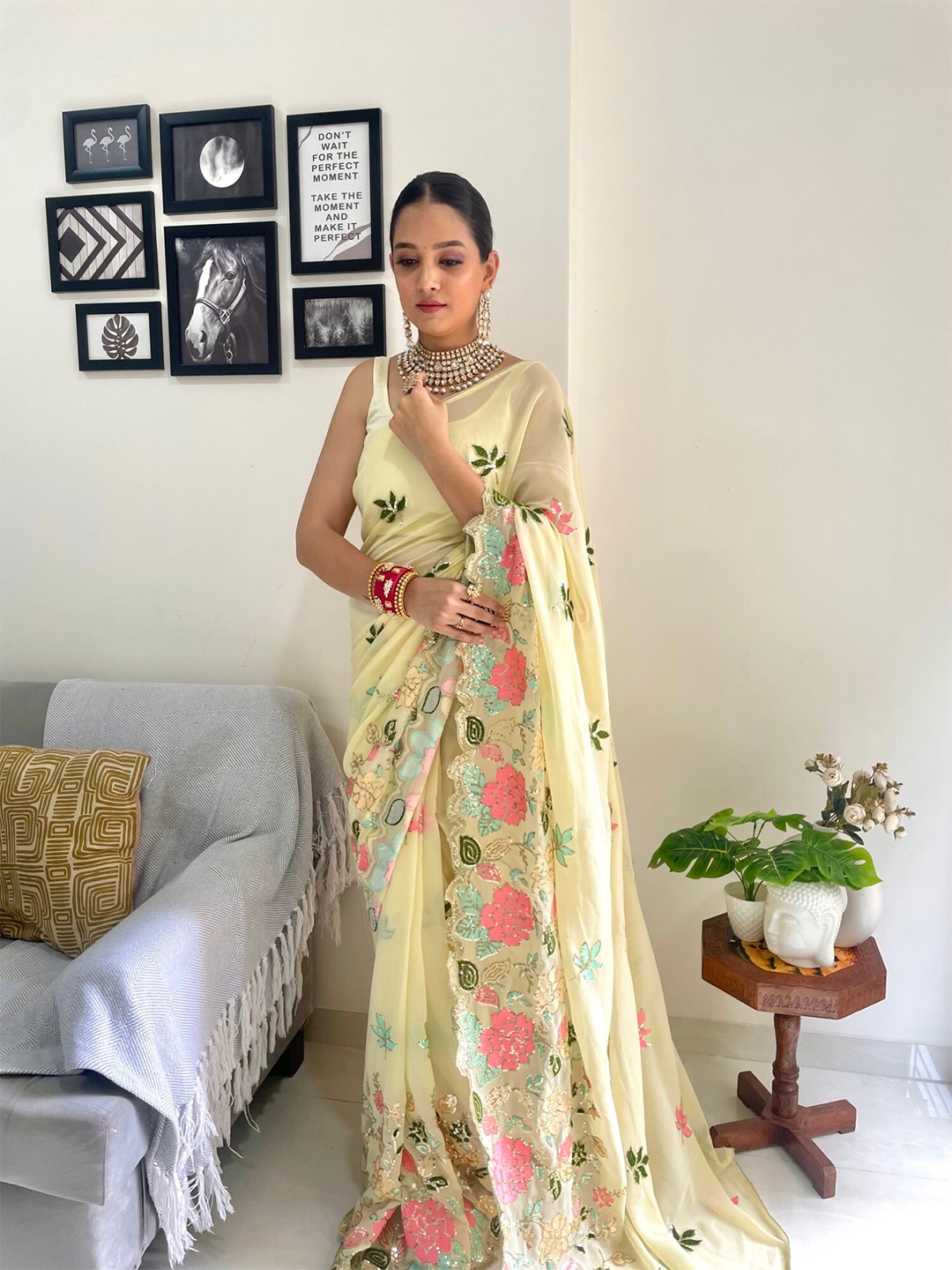 

LeeliPeeri Designer Floral Embroidered Saree, Cream