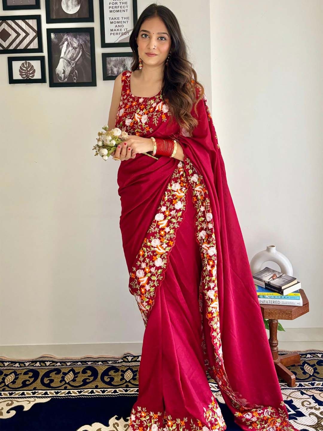 

LeeliPeeri Designer Embroidered Border Saree, Red