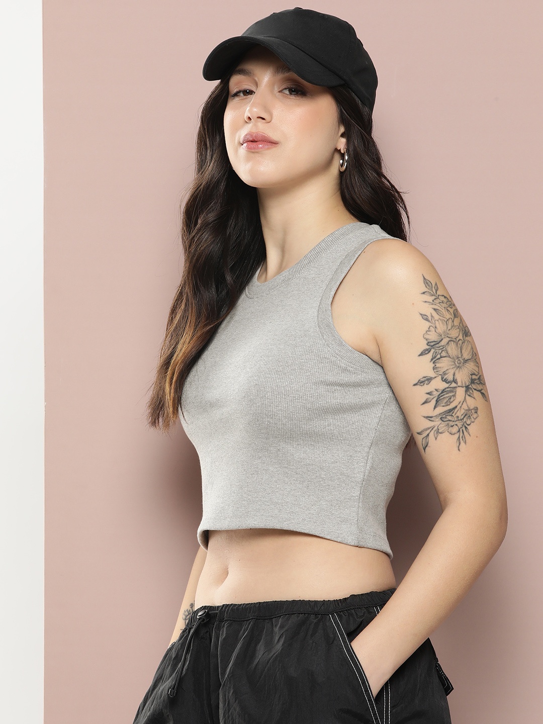 

Harvard Women Solid Slim Fit Crop T-shirt, Grey melange