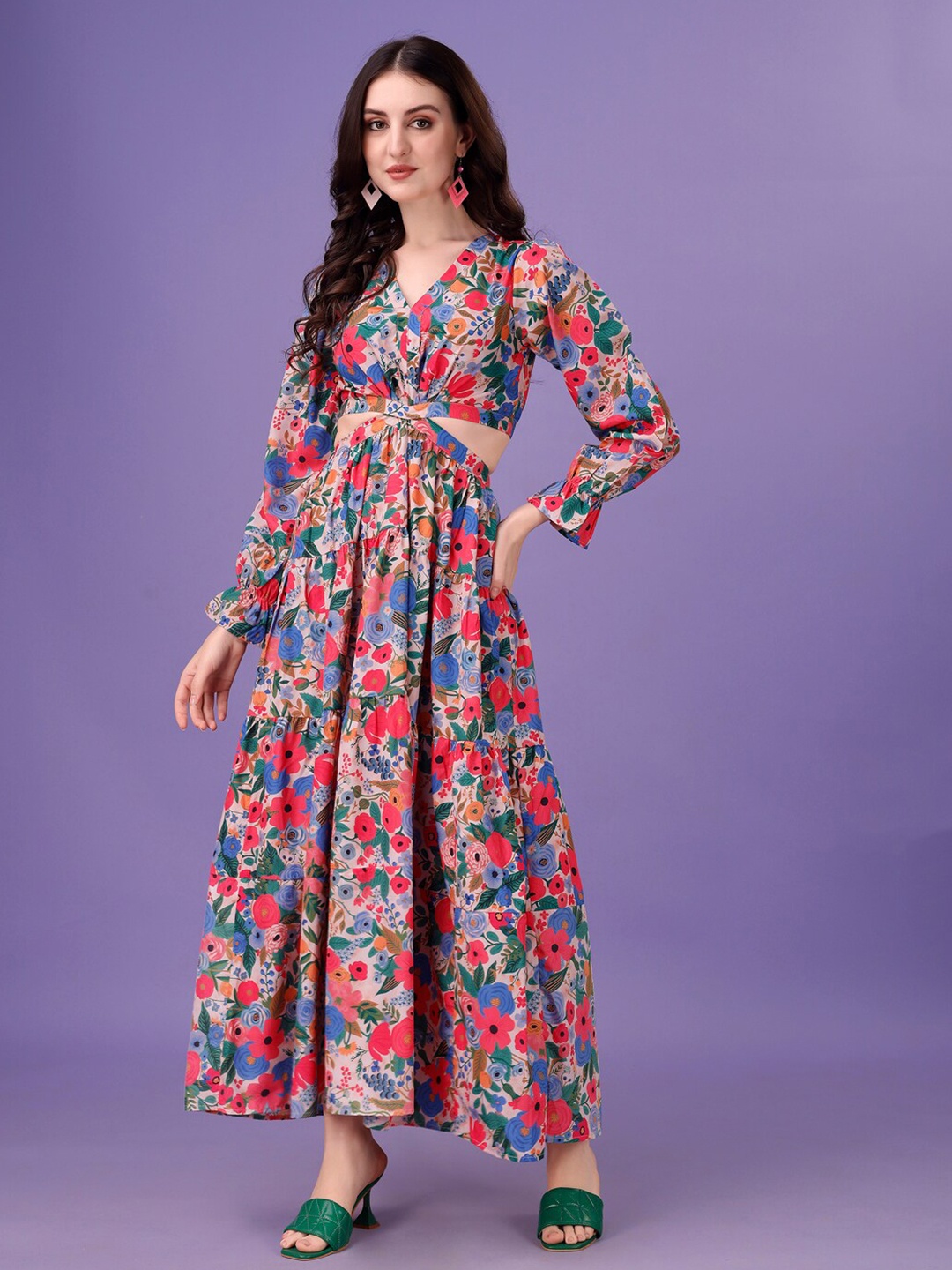 

DEKLOOK Floral Printed V-Neck Puff Sleeve Cut-Outs Tiered Crepe Maxi Dress, Red