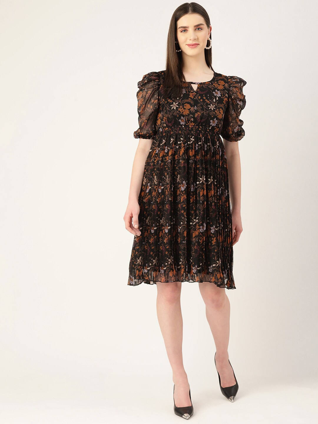 

WISSTLER Floral Print Georgette Empire Dress, Black