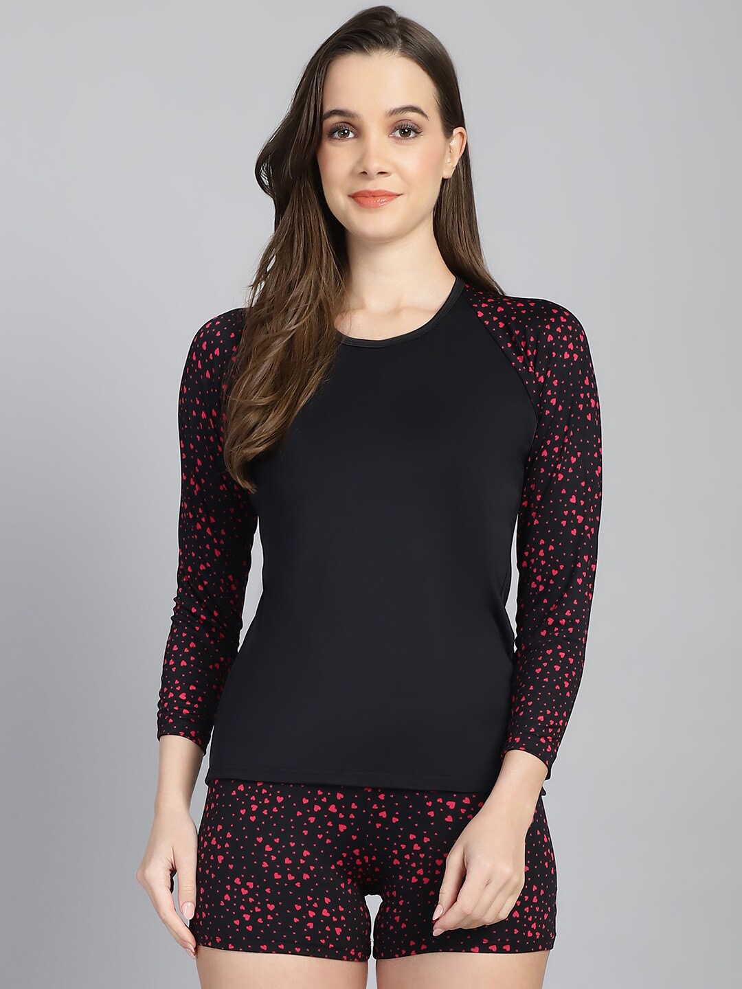 

CUKOO Heart Shape Printed Tshirt & Shorts, Black