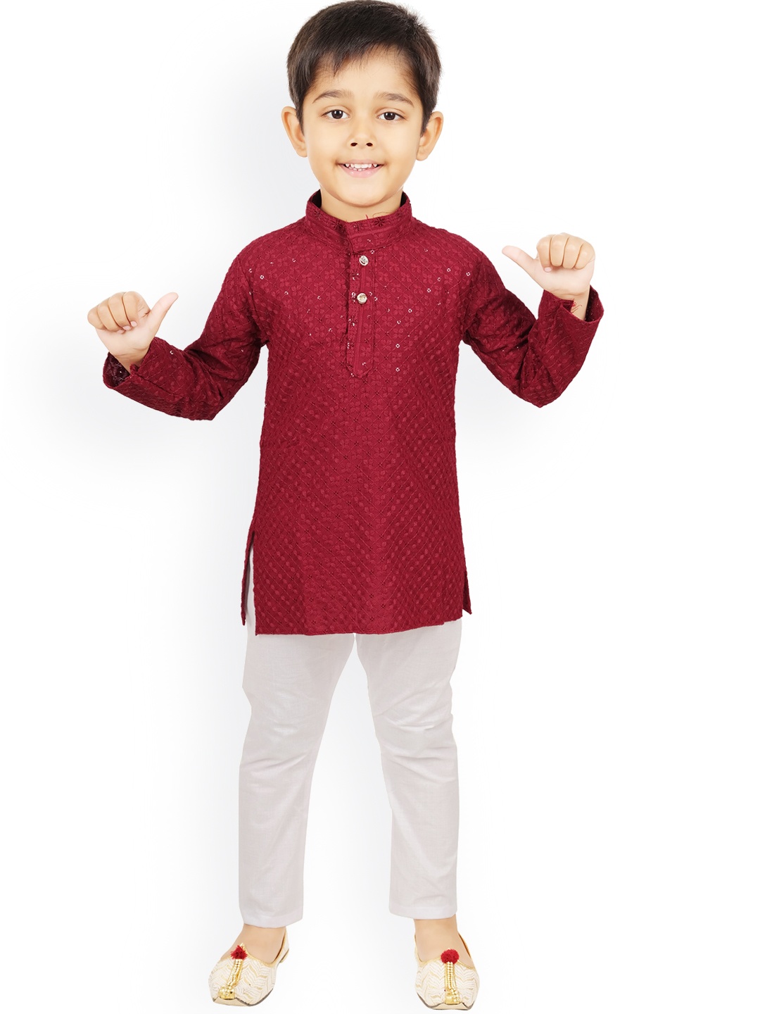 

BAESD Boys Embroidered Regular Sequinned Kurta & Pyjamas, Red