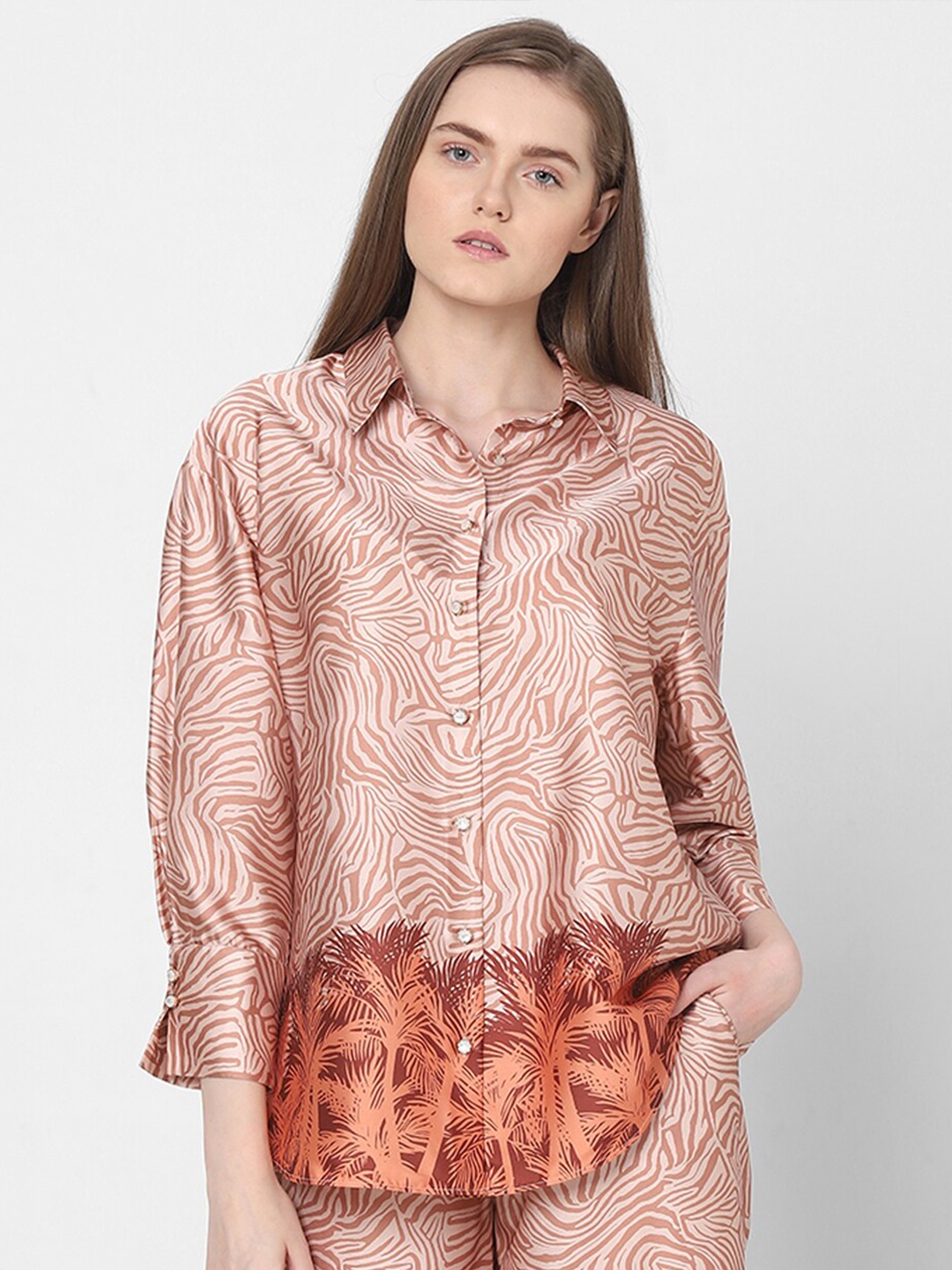 

Vero Moda Oversized Abstract Printed Spread Collar Casual Shirt, Orange