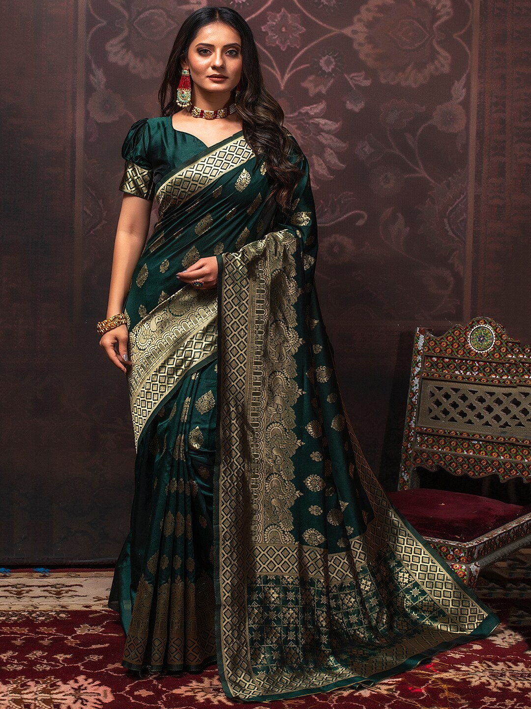 

Lilots Floral Woven Design Zari Kota Saree, Green