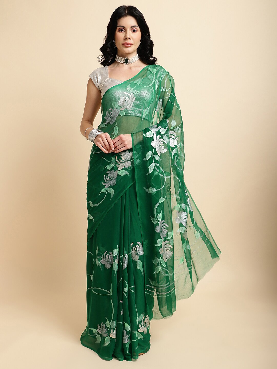 

La Vastraa Floral Printed Pure Chiffon Saree, Green