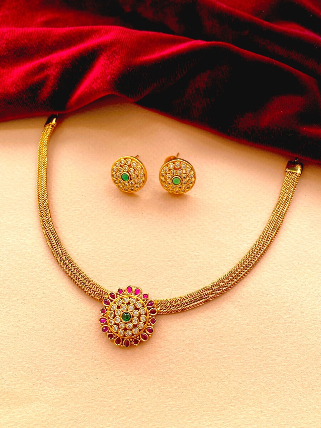 

Pihtara Jewels Gold-plated Stone Studded Jewellery Set