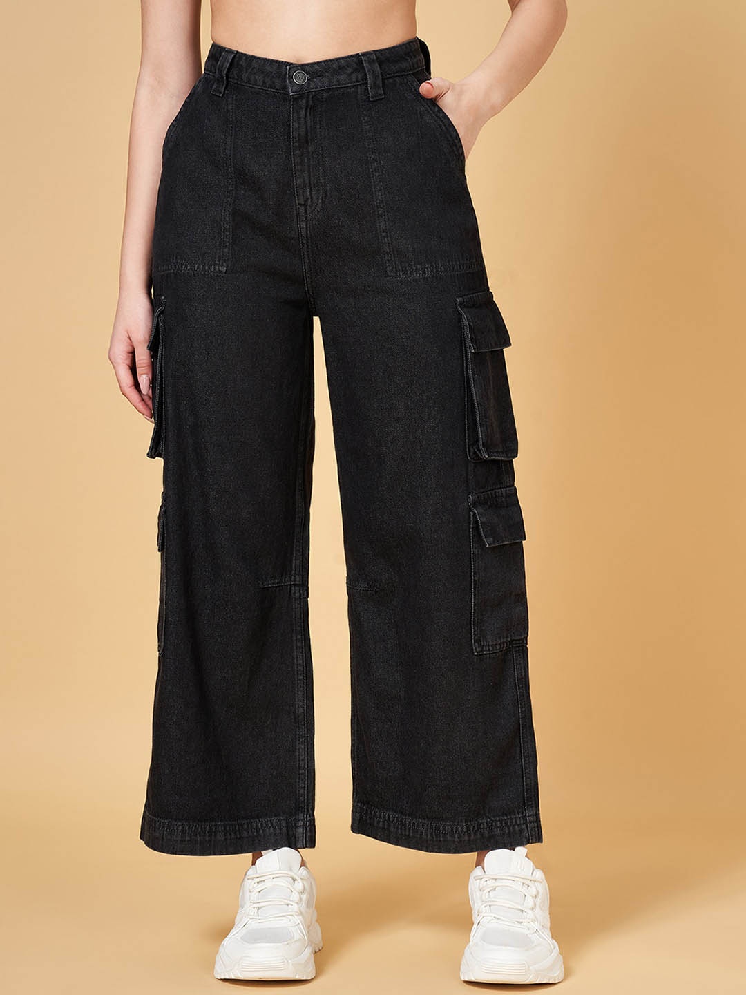 

YU by Pantaloons Women Flared Pure Cotton Cargo Jeans, Black