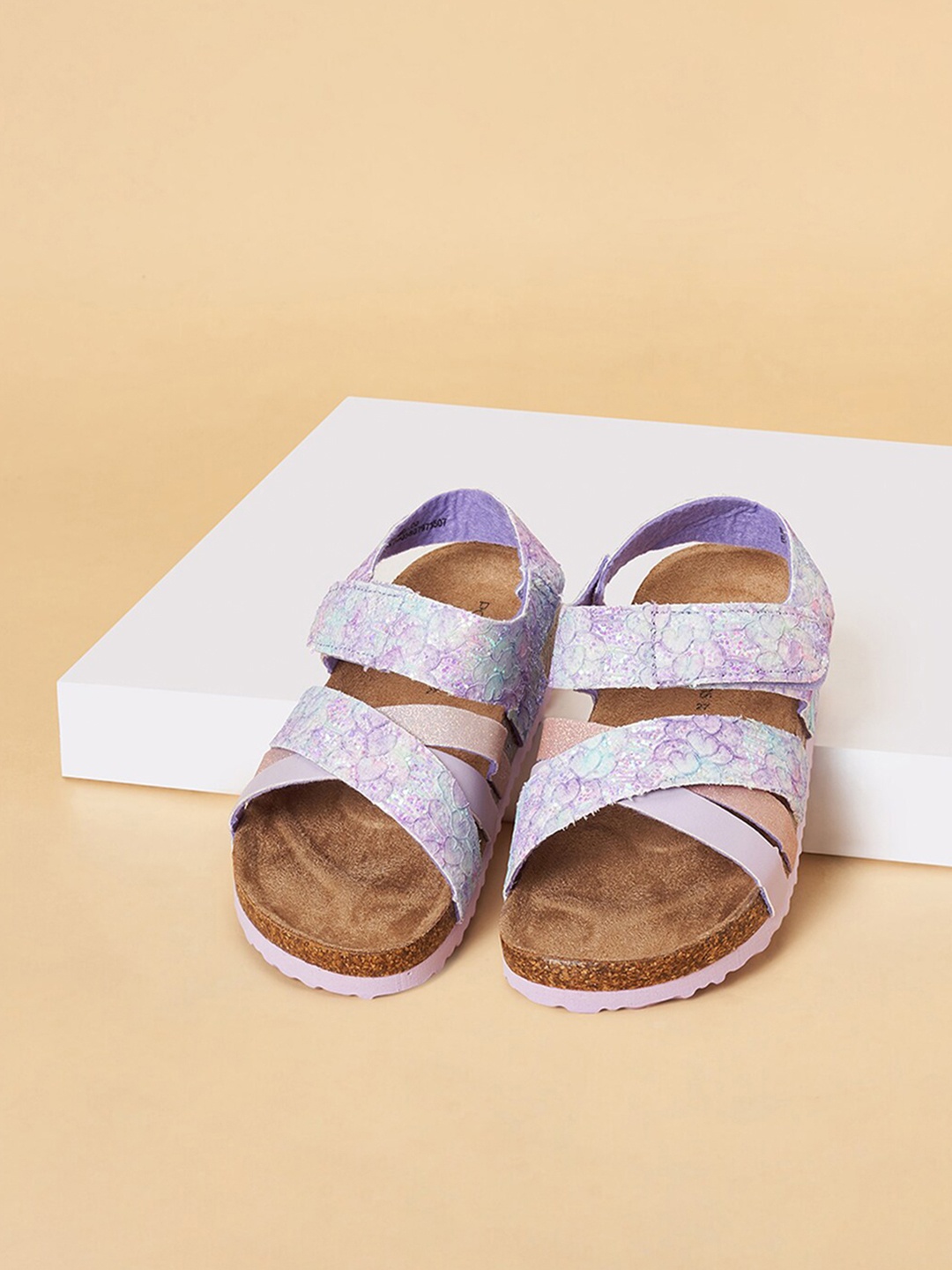 

Pantaloons Junior Girls Embellished Open Toe Flats, Lavender