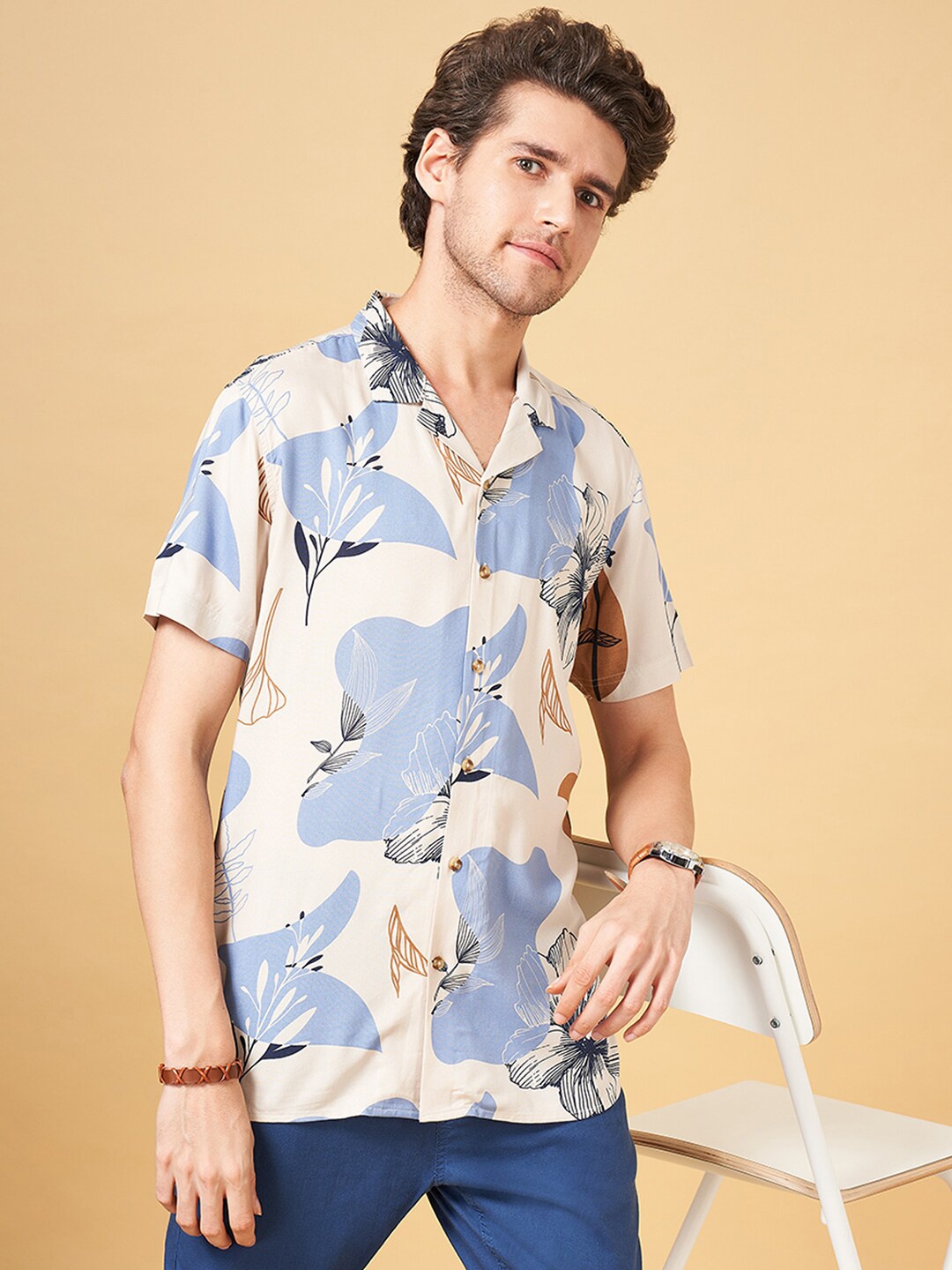 

Urban Ranger by pantaloons Slim Fit Abstract Printed Casual Shirt, White