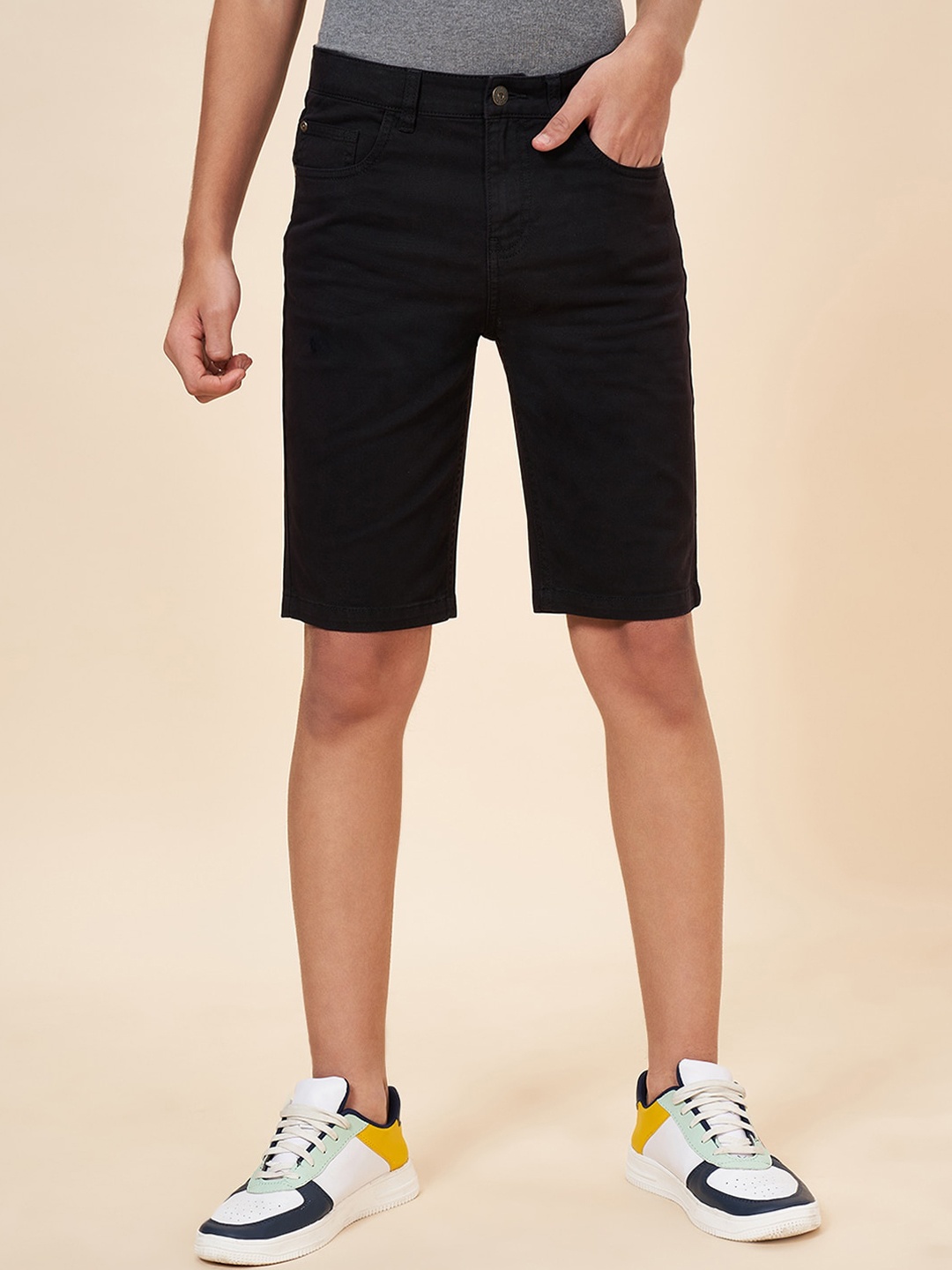 

Coolsters by Pantaloons Boys Mid-Rise Pure Cotton Shorts, Black