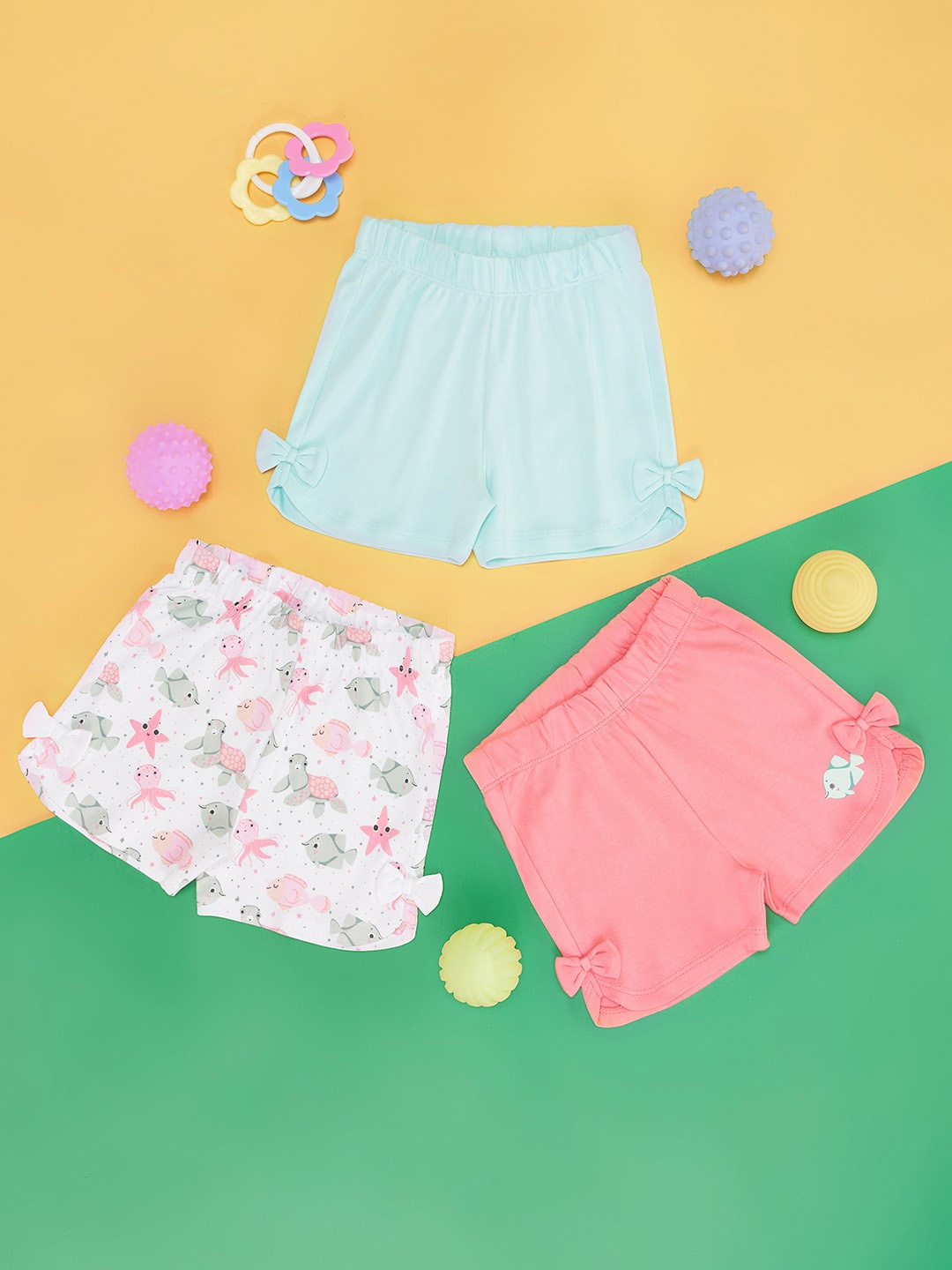 

Pantaloons Baby Infant Girls Pack Of 3 Pure Cotton Shorts, Green