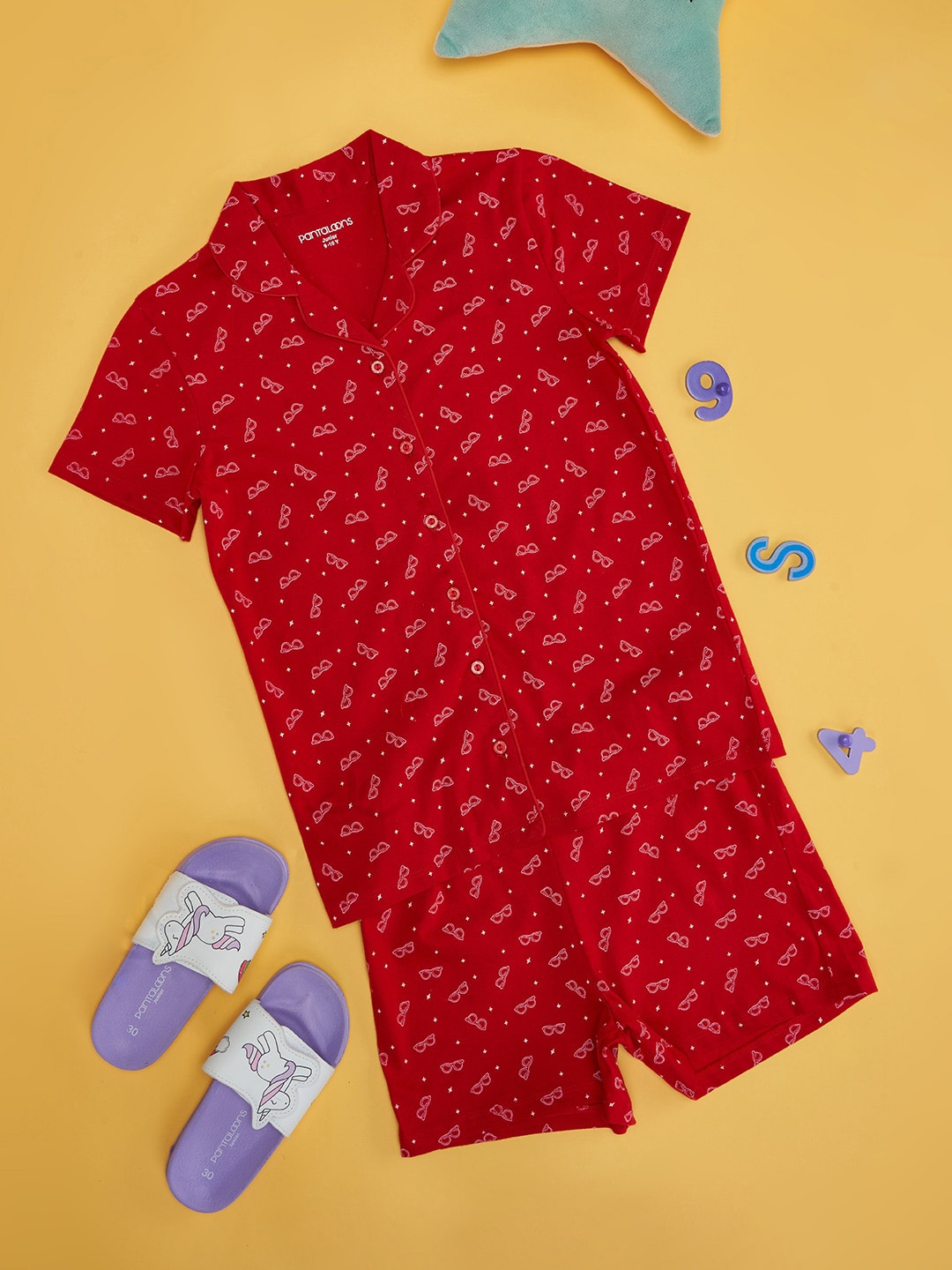 

Pantaloons Junior Girls Printed Pure Cotton Shirt With Shorts, Red
