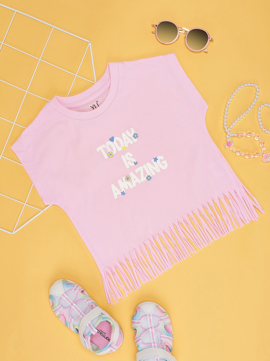 

YU by Pantaloons Girls Graphic Printed Extended Sleeves Fringed Pure Cotton Top, Pink