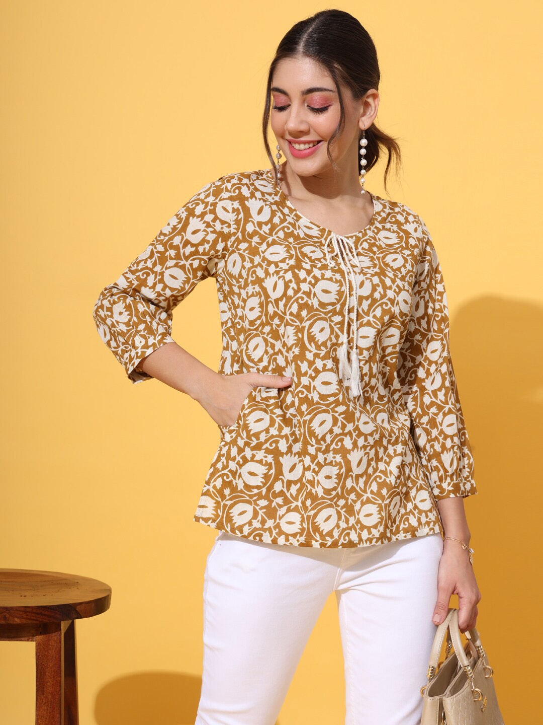 

DECKEDUP Floral Printed Tie-Up Neck Cotton Tunic, Yellow