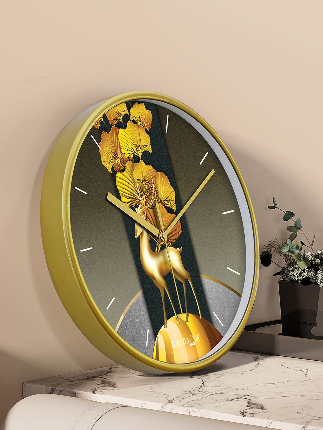

RANDOM Gold Toned & Grey Printed Contemporary Round Wall Clock
