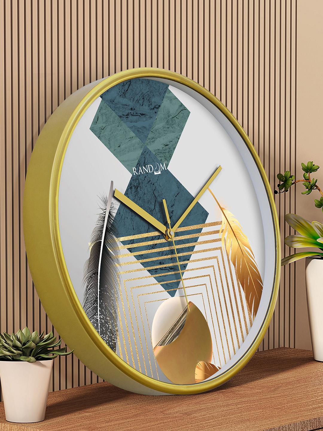 

RANDOM Gold Toned & Grey Printed Contemporary Round Wall Clock