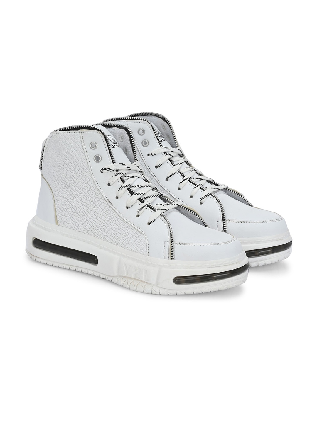 

Hundo P Men Round Toe Mid-Top Sneakers, White