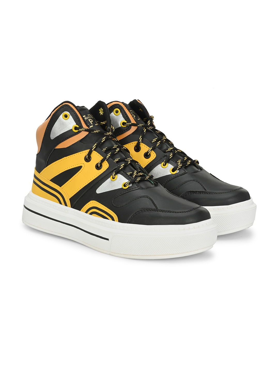 

Hundo P Men Colourblocked Round Toe Sneakers, Black