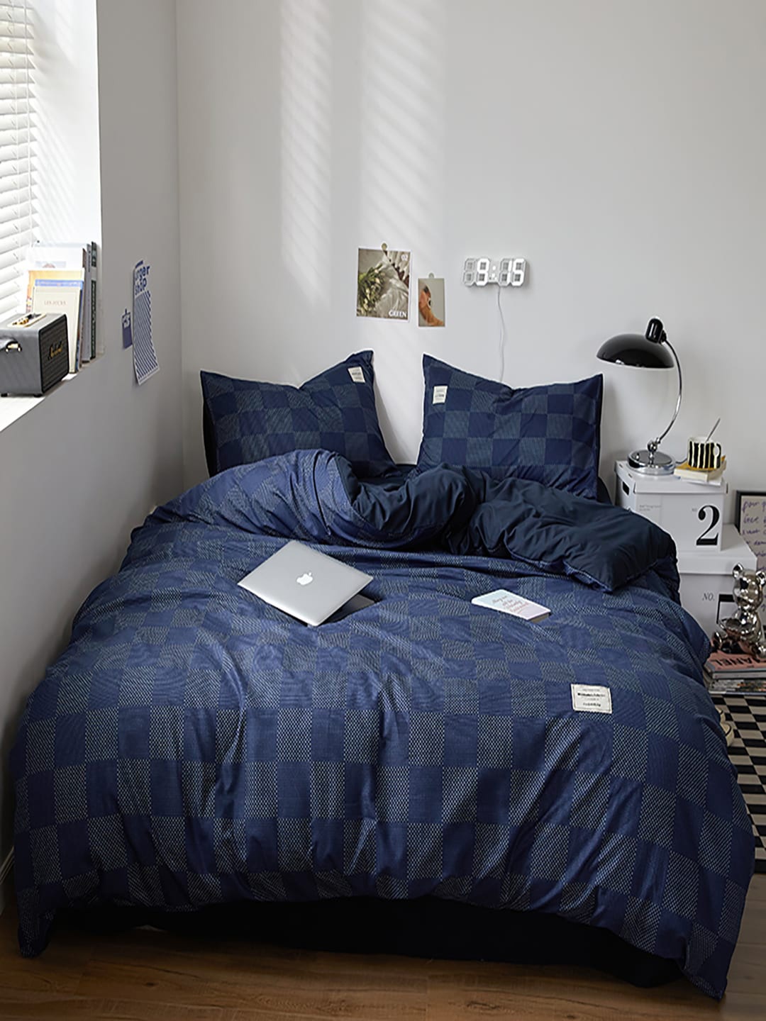

JC HOME Navy Blue Checked Bedding Set