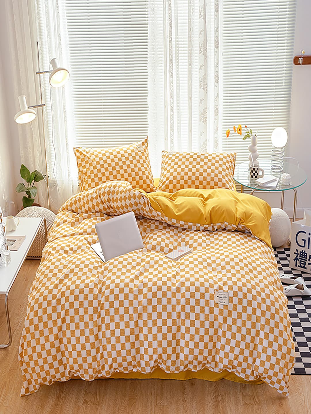 

JC HOME Yellow & White Geometric AC Room Bedding Set