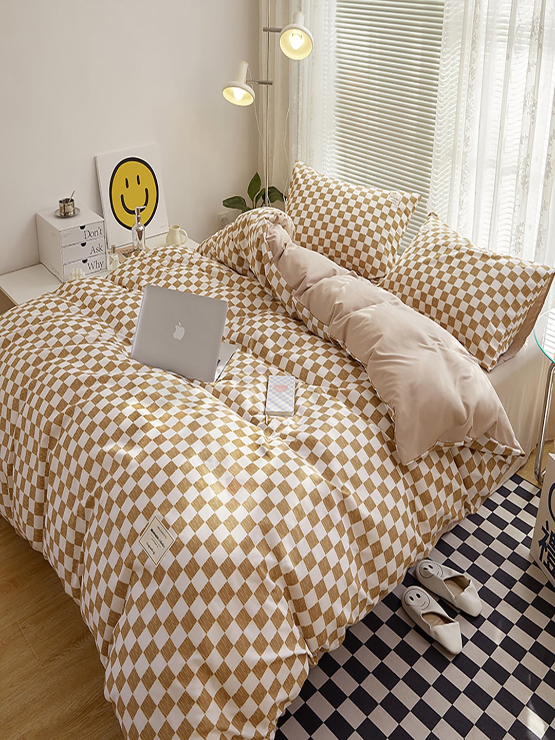 

JC HOME Khaki Printed Bedding Set