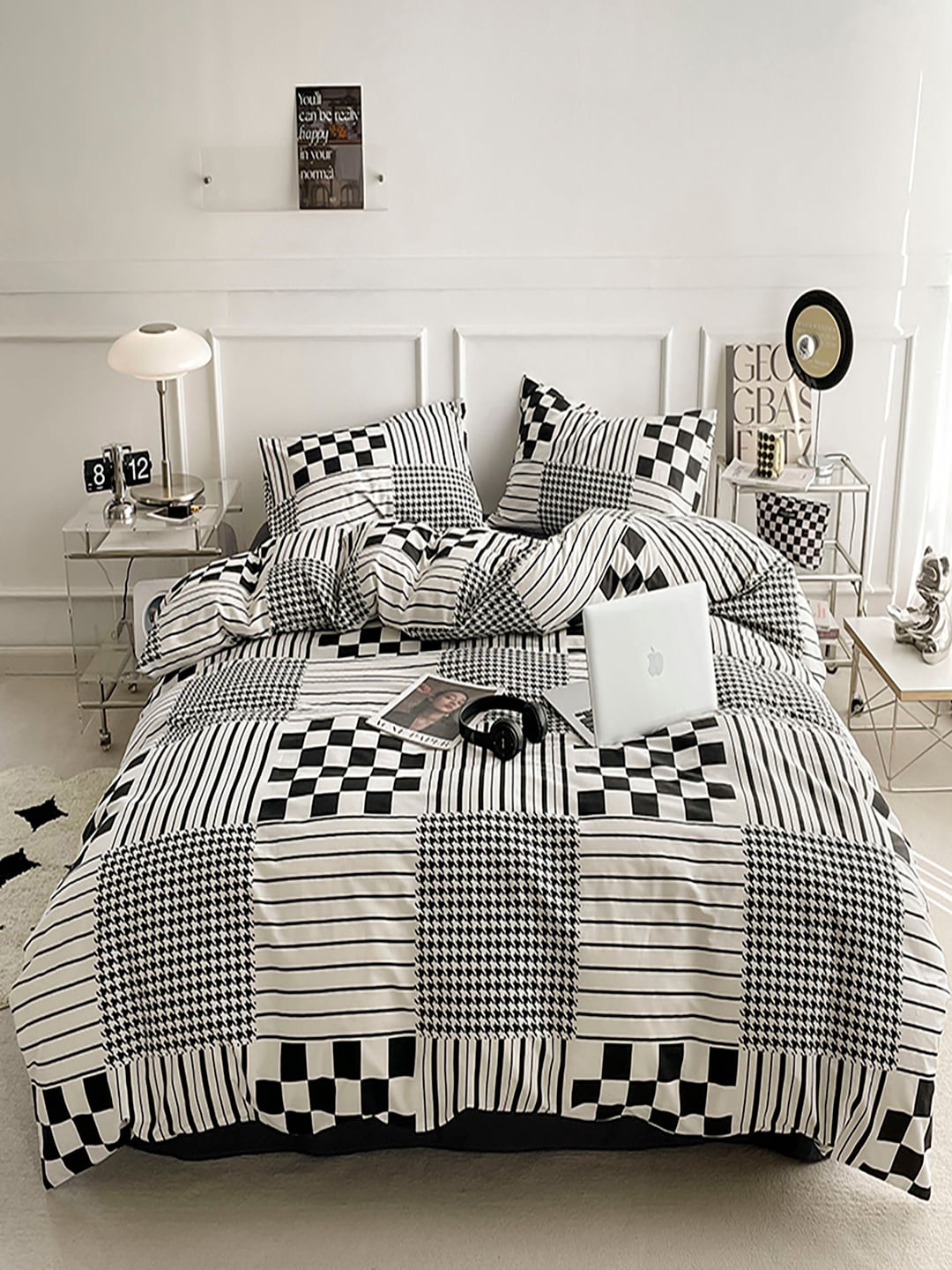 

JC HOME White Black 3 Pieces Striped Regular Double Queen Bedding Set
