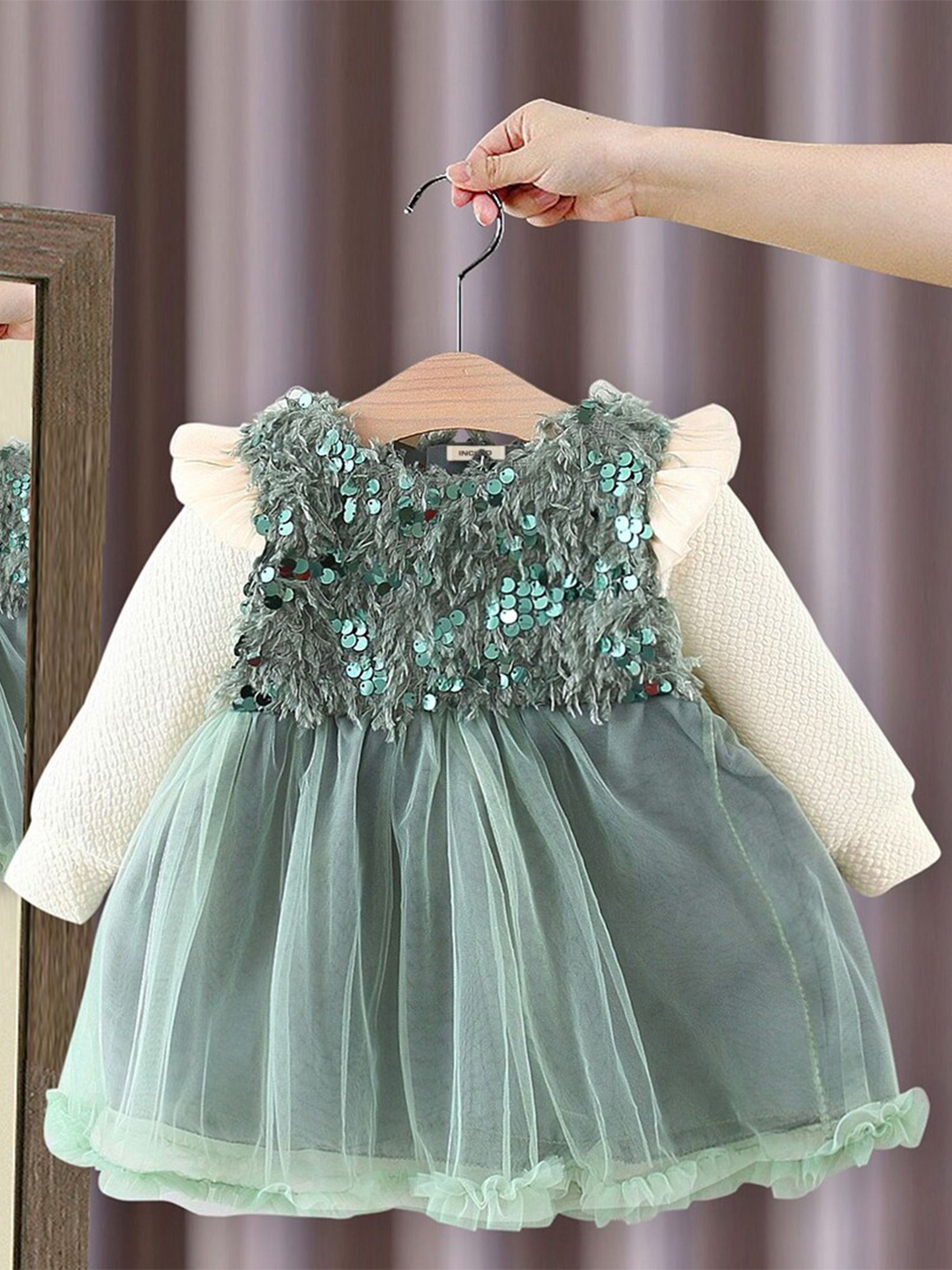 

INCLUD Girls Sequins Embellished Puff Sleeve Net Fit & Flare Dress, Green