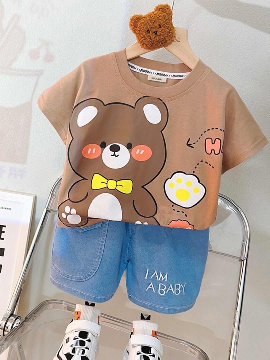 

INCLUD Boys Printed Round Neck T-shirt with Shorts, Brown