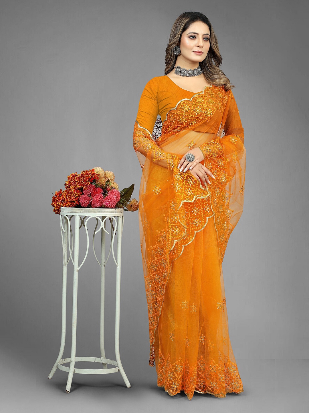 

BARKIYA CREATION Ethnic Motifs Embroidered Cut Work Net Saree, Gold