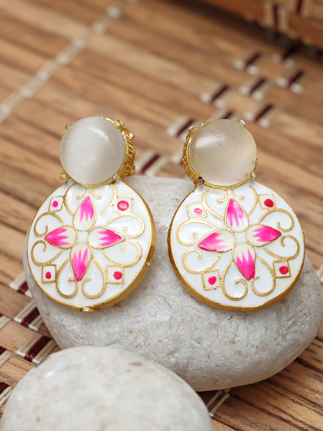 

Ozanoo Gold Plated Drop Earrings, Off white