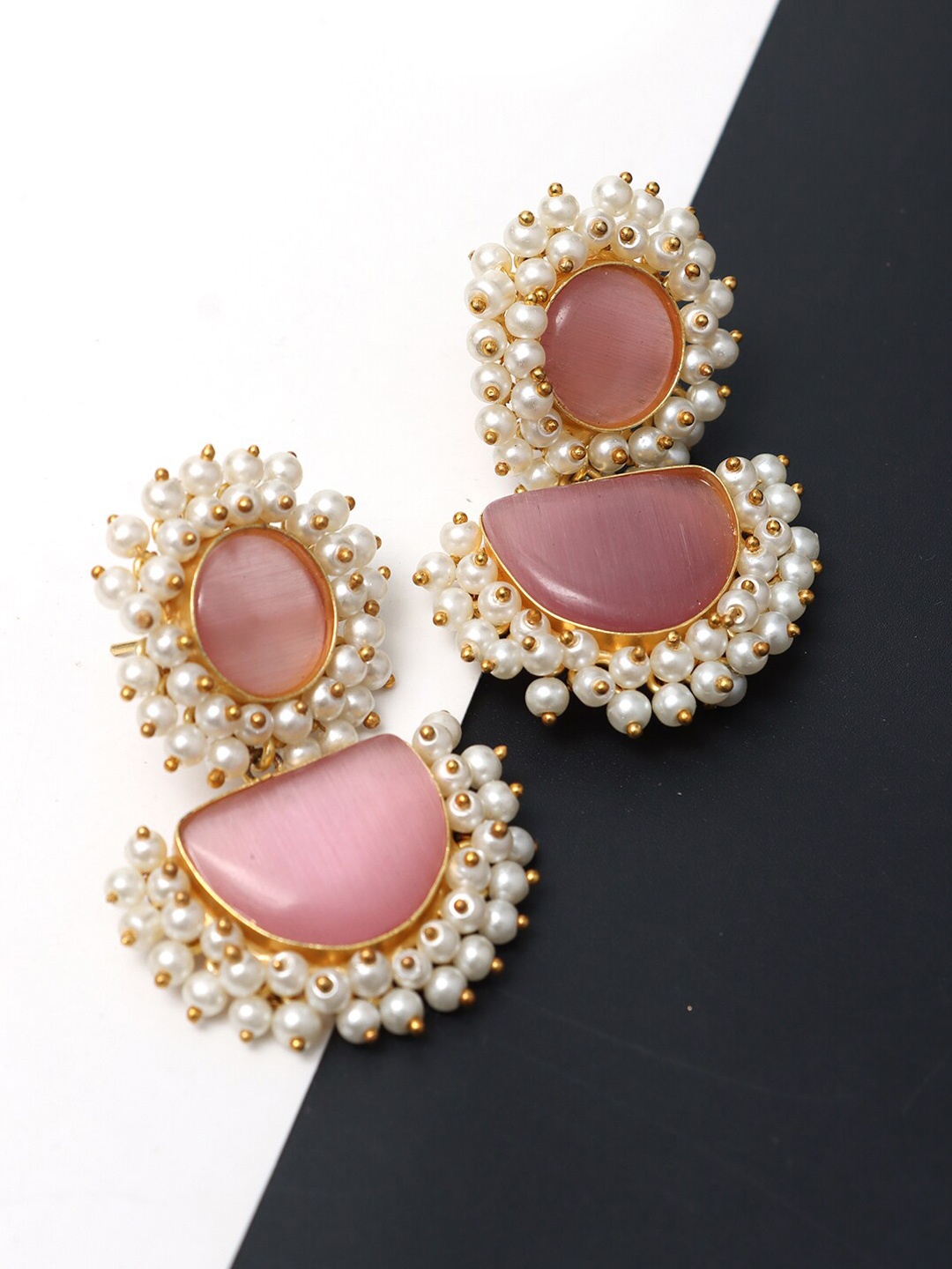 

Ozanoo Gold-Plated Floral Drop Earrings