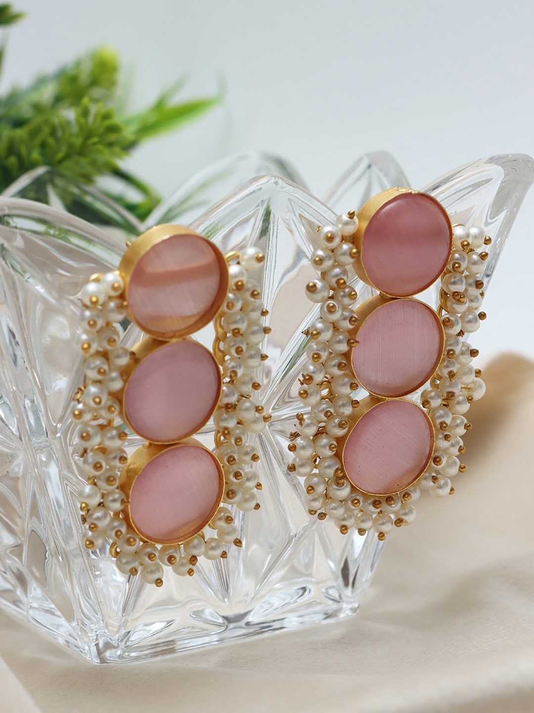 

Ozanoo Gold-Plated Floral Artificial Stones Studded Beads Beaded Drop Earrings, Pink