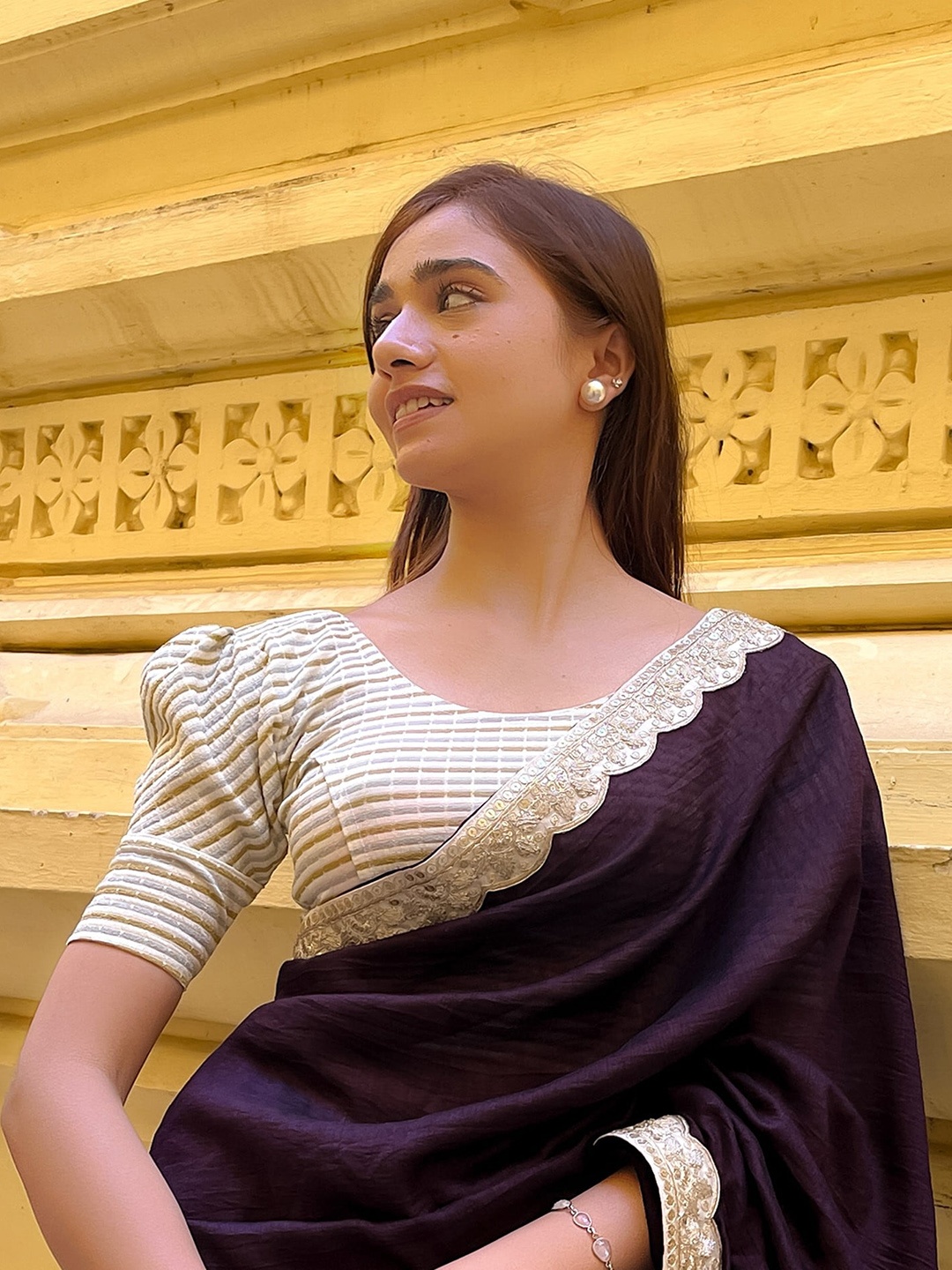 

Bindigasm's Advi Striped Jaquard Stretchable Saree Blouse, Cream