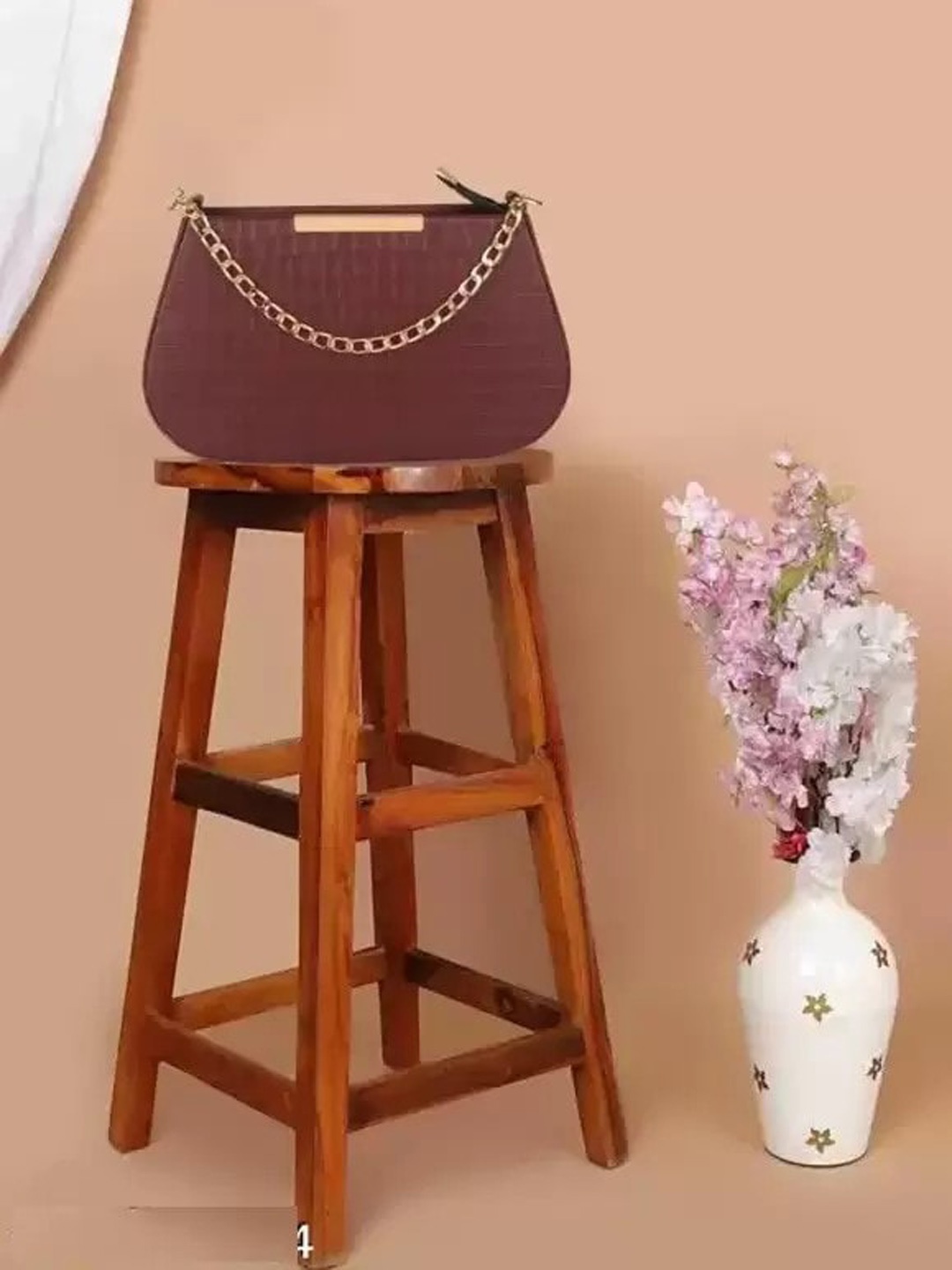 

MEHNAM Colourblocked Swagger Handheld Bag, Maroon