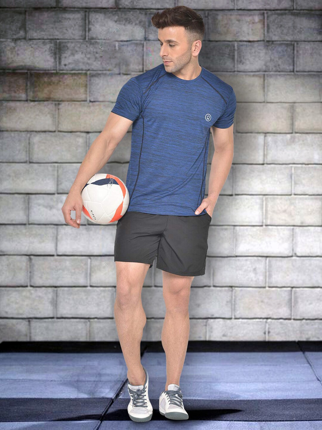 

CHKOKKO Round Neck Raglan Sleeves Dry Fit T-shirt, Grey