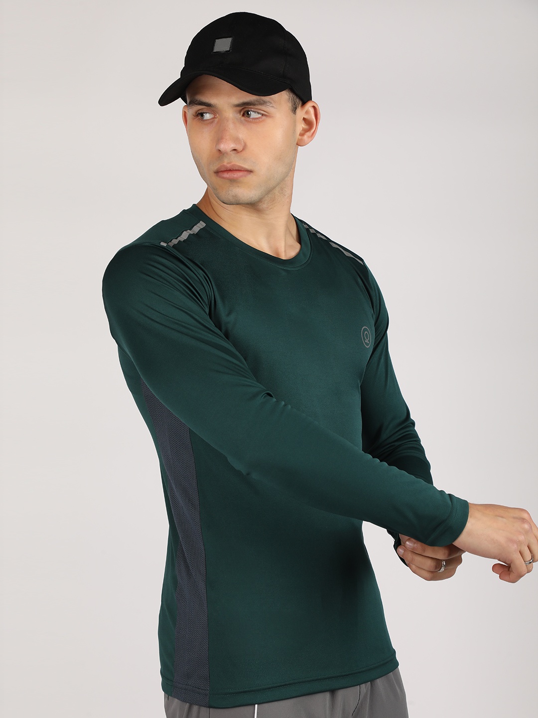 

CHKOKKO Round Neck Sports T-shirt, Green