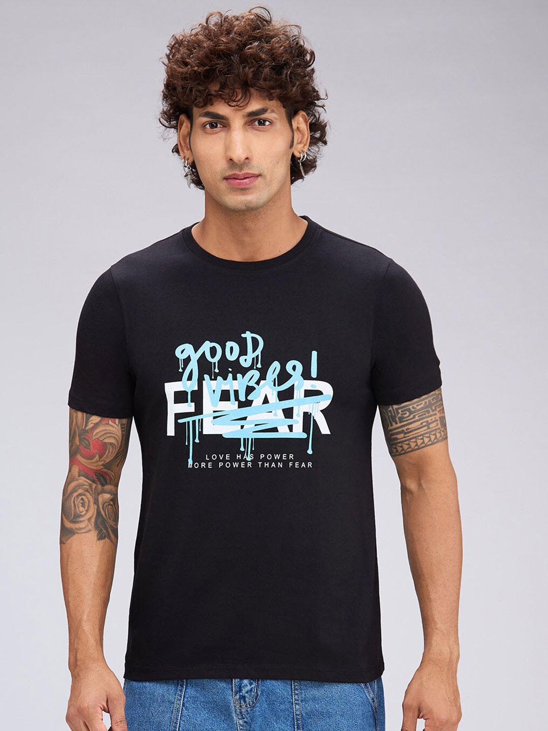 

NOIRA Typography Printed Round Neck Cotton T-shirt, Black