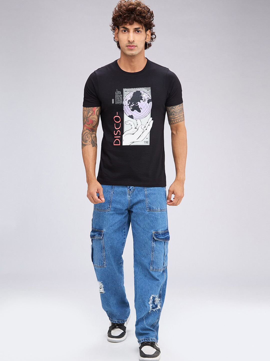 

NOIRA Graphic Printed Cotton Casual T-shirt, Black