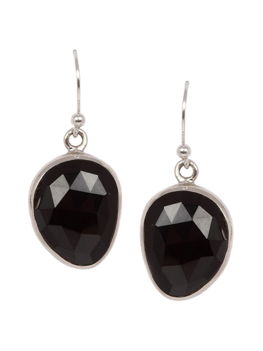 

Silverwala 925 Silver Artificial Stones-Studded Oxidised Contemporary Drop Earrings