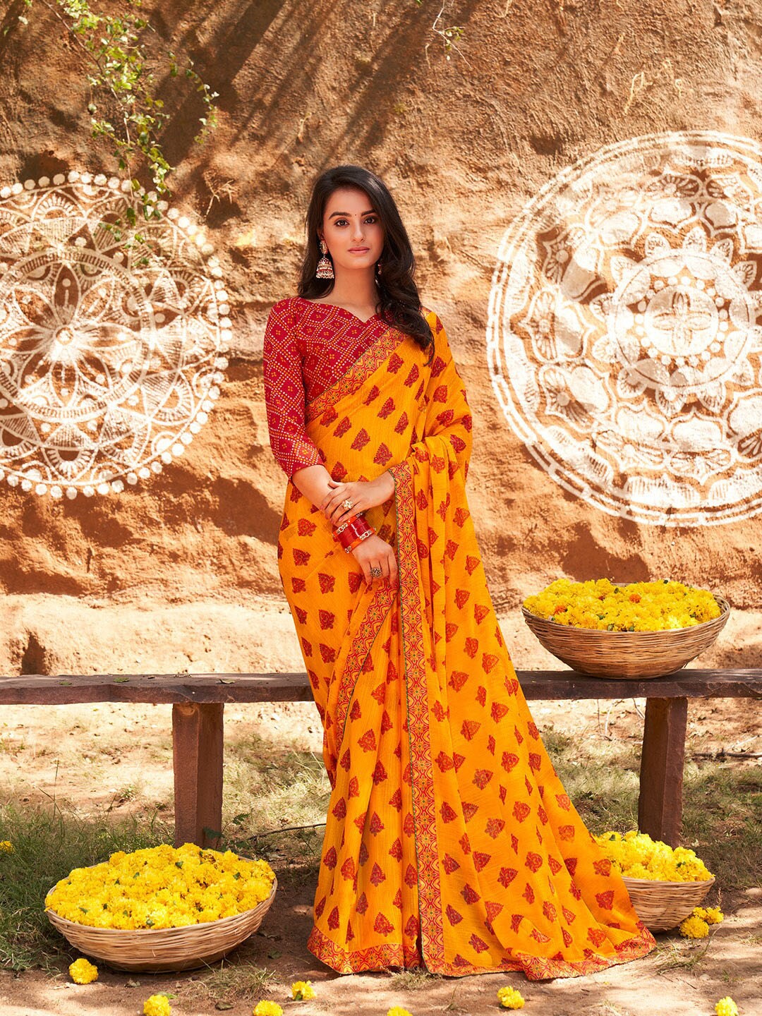 

Aarrah Ethnic Motifs Printed Pure Chiffon Saree, Yellow