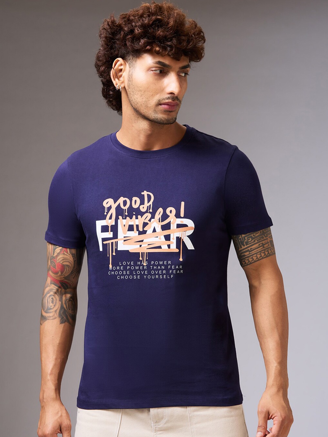

NOIRA Typography Printed Round Neck Cotton T-shirt, Navy blue