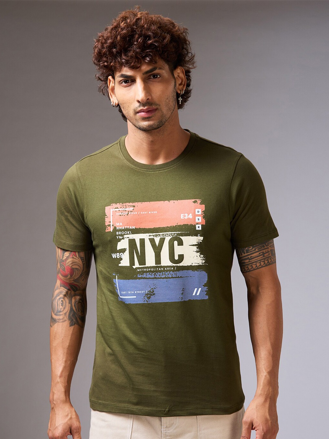 

NOIRA Typography Printed Cotton Casual T-shirt, Olive