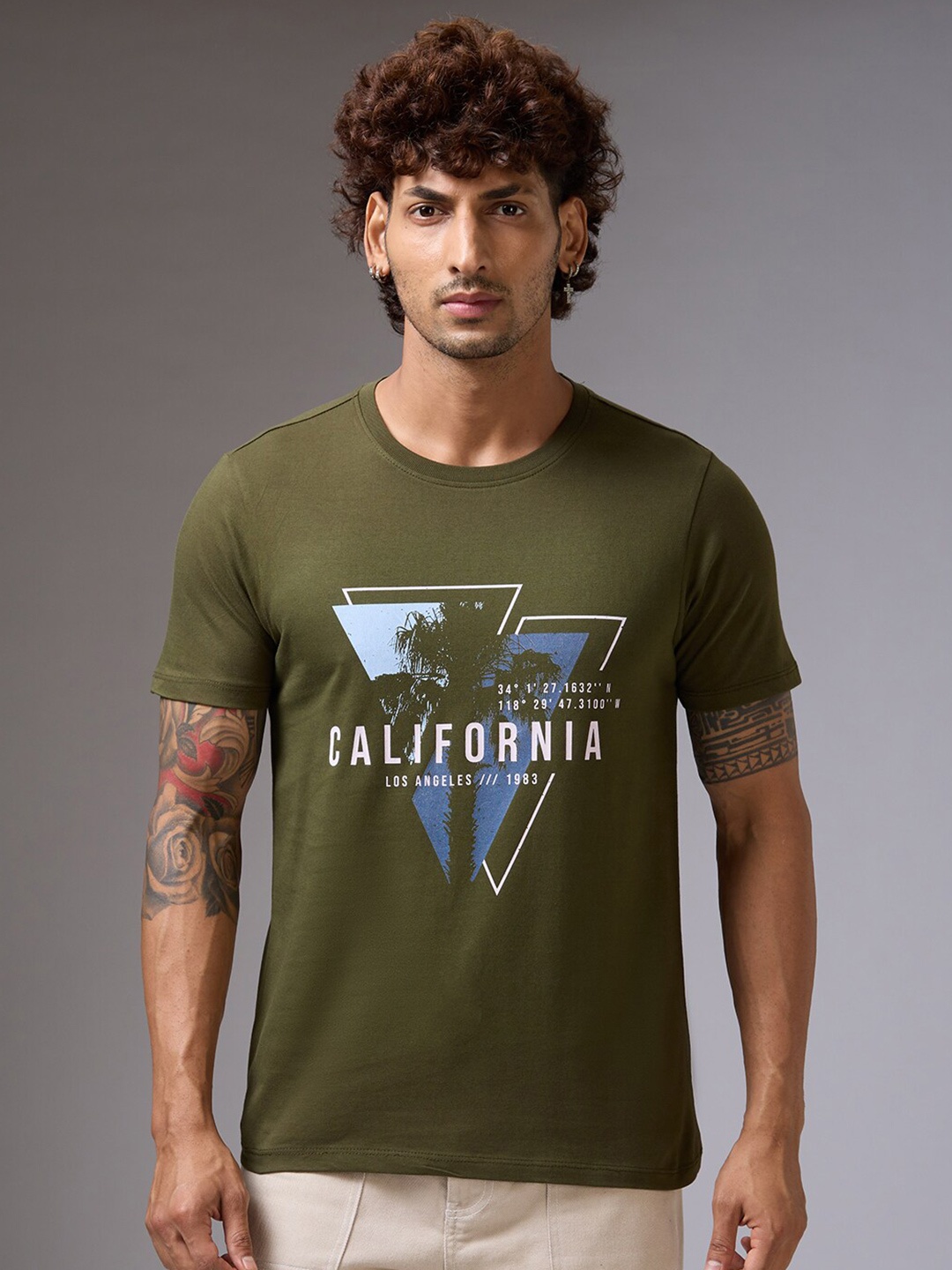 

NOIRA Typography Printed Round Neck Cotton T-shirt, Olive