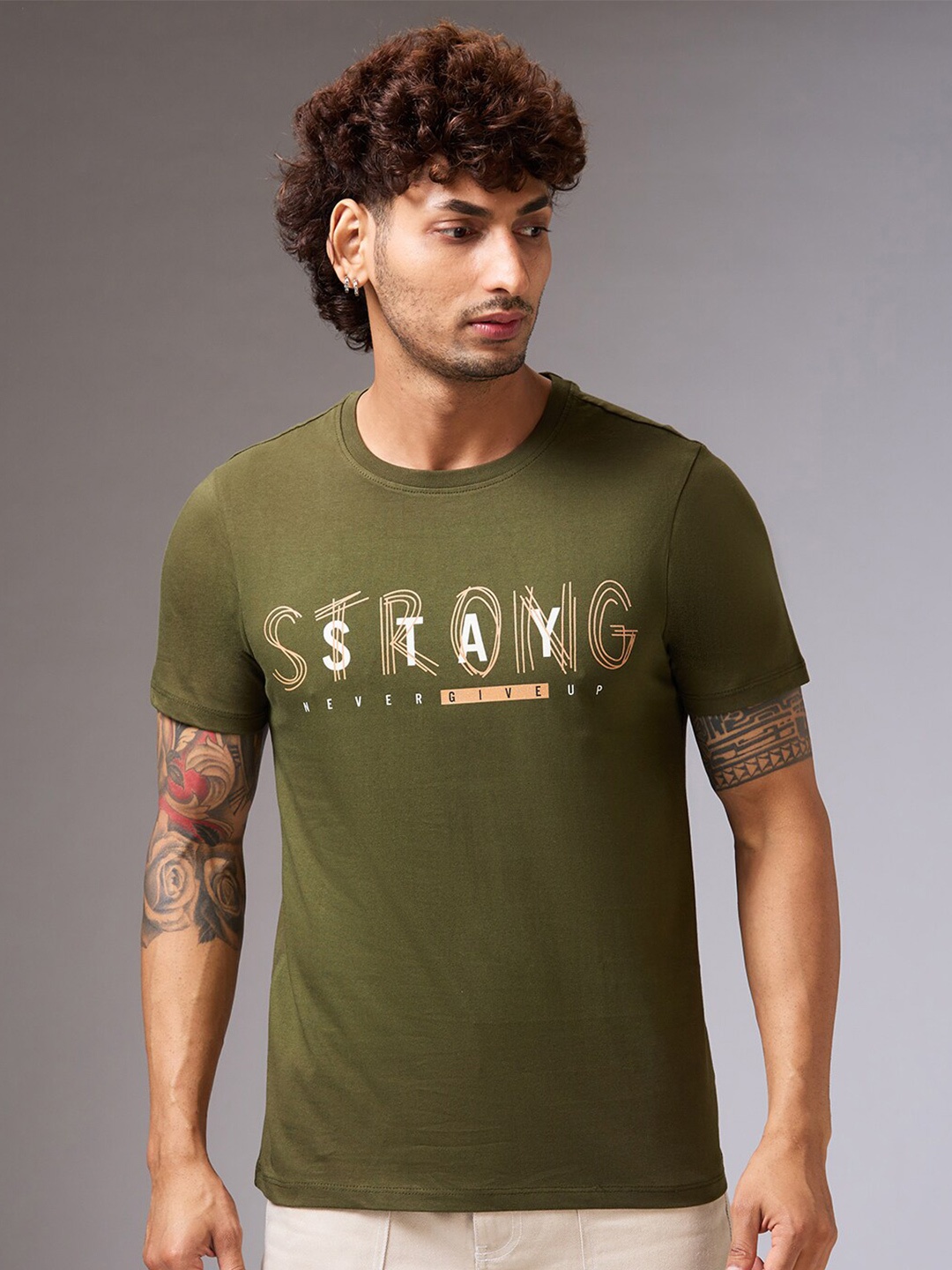 

NOIRA Typography Printed Cotton Casual T-shirt, Olive
