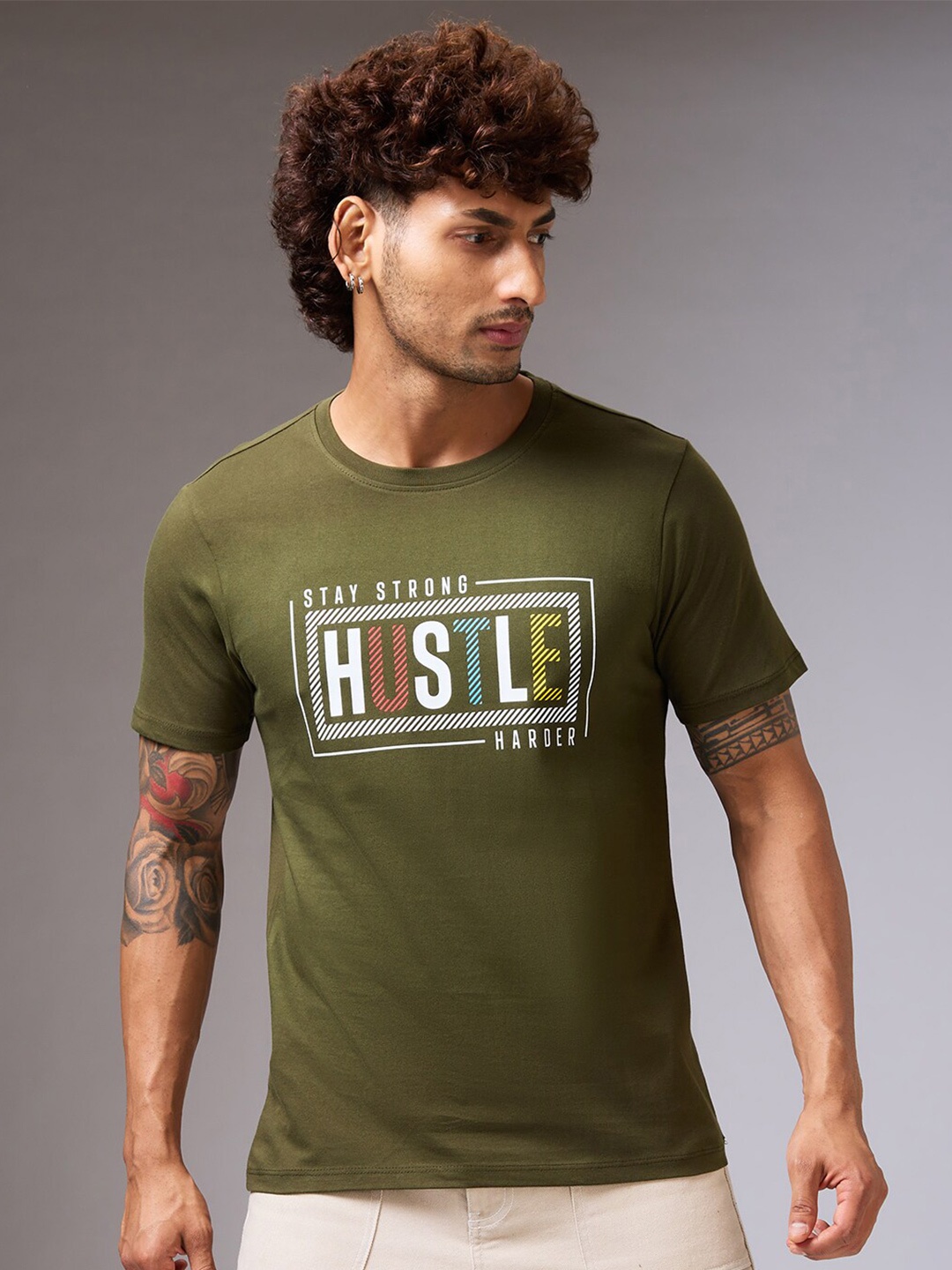 

NOIRA Typography Printed Round Neck Cotton T-shirt, Olive