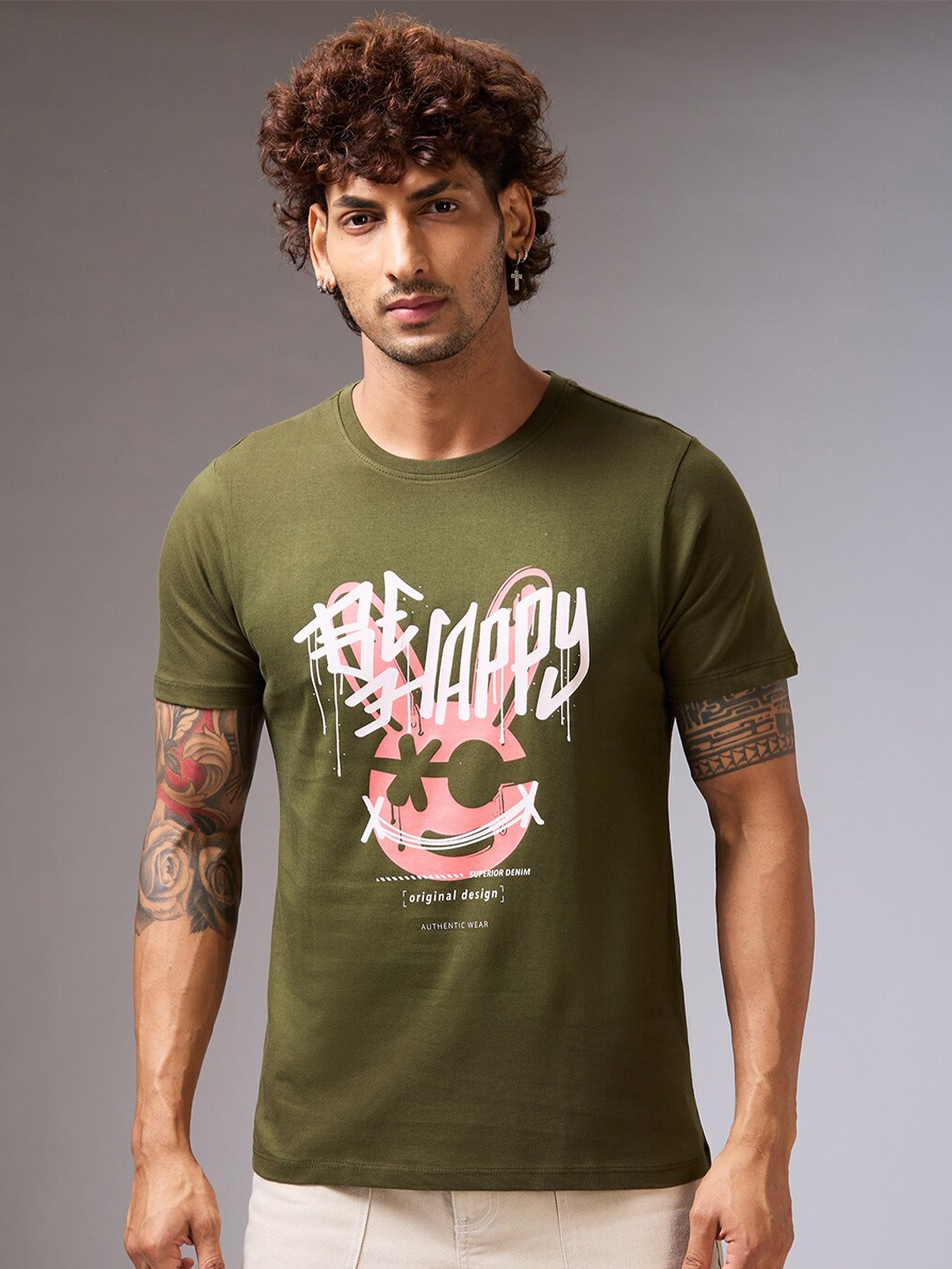 

NOIRA Typography Printed Cotton Casual T-shirt, Olive