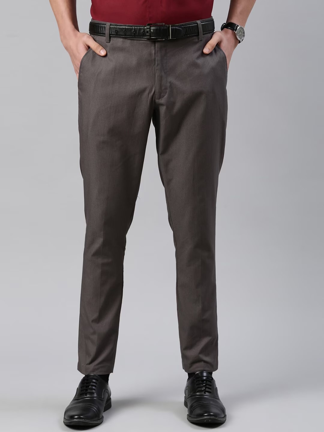 

THE SOUL PATROL Men Tapered Fit Formal Trousers, Grey