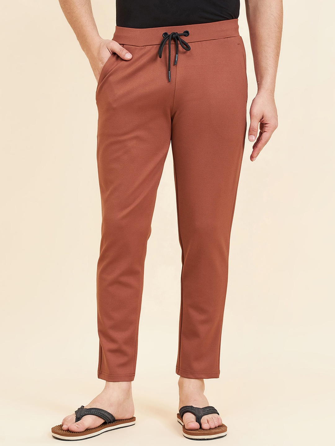 

Sweet Dreams Men Mid-Rise Track Pants, Brown